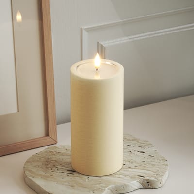 DeLuxe Homeart Unique Kaars 7,5 x 15cm Creme UNI0110