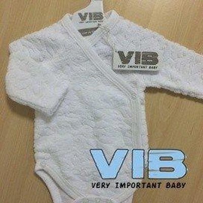 VIB® - Rompertje (overslag) Luxe Katoen - Geweven (Wit) - Babykleertjes - romper - rompertjes - rompertjes met tekst - baby cadeau - baby aankondiging - overslagromper