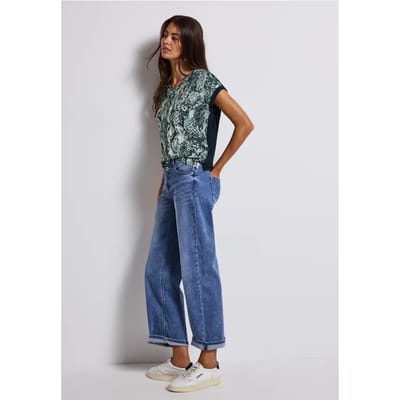 Shirt met gedessineerde V-hals