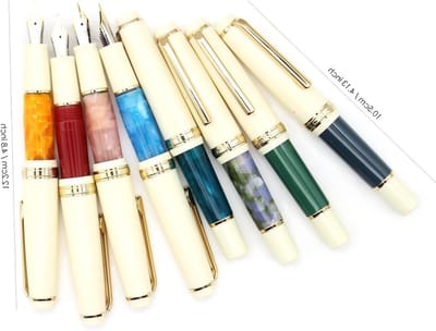Mini Vulpen met Gouden Accenten, Acryl Pocket Pen in Rood, Fijne Nib (0.5mm) voor Precisie en Stijl