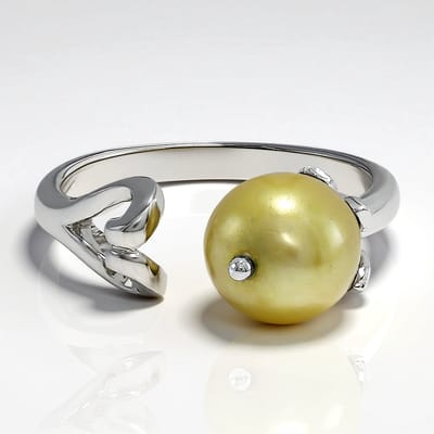 Cavill - Zilveren ring - 925 Sterling Zilver - Fancy Zoetwaterkweekparel 8,5x8 mm - Zirkonia accent - Moderne elegante parelring - Dames sieraden