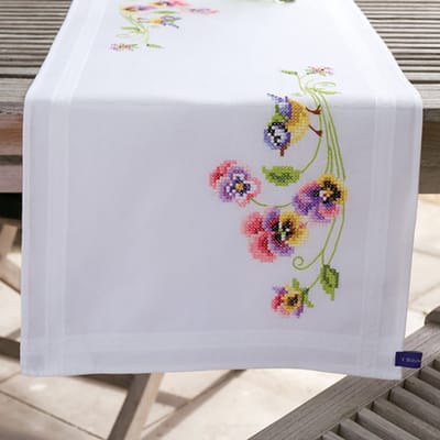 Vervaco - Loper kit - Pimpelmees met viooltjes - PN-0149146 - Borduren - Borduurpakket - Borduurpakket volwassenen - Borduurpakket kind