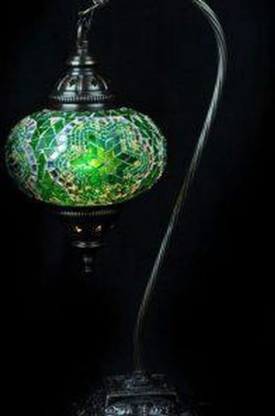 Hangemaakte lamp - oosterse boogmodel 45 cm - 1 stuk - groene mozaïek bol