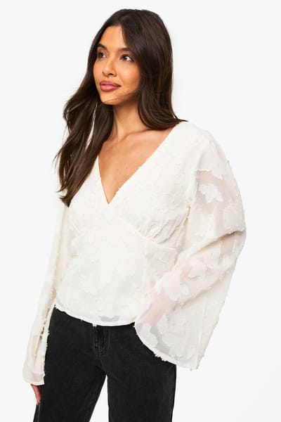 boohoo Dames Burnout Bloemenblouse met engelmouwen | Cream | Maat: 12