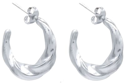 Oorbellen - oorhangers - ringen - accessoire - sieraad - oorsieraad - zilverkleurig - RVS - hip - tijdloos - trendy - cadeau - feest - chique - dames - vrouwen - feestdagen - verjaardag