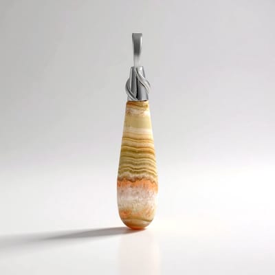 Cavill - Zilveren hanger - 925 Sterling zilver platina geplateerd - 20 ct Alabaster Calciet briolette - Elegante druppelvorm - Barong geïnspireerd