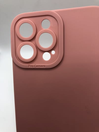 Hoogwaardige Siliconen hoesje met bescherming rondom Camera/Lens - Geschikt voor iPhone 13 Pro Max - Oudroze (Let OP: Past Alleen 13 Pro Max)