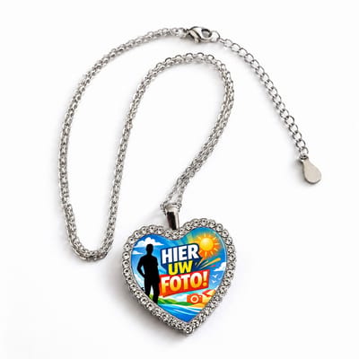 Gepersonaliseerde Hart Halsketting met Foto en Gravure – Zilverkleurige Ketting met Hartvormige Hanger – Fotoprint op Voorzijde en Naamgravure op Achterzijde – Persoonlijk Cadeau voor Haar en Hem