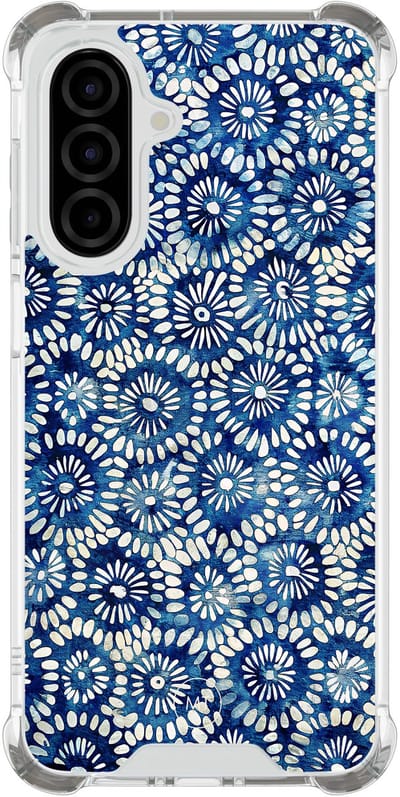 Hoesje (shockproof) geschikt voor Samsung Galaxy A26 - Azure daisies - Extra sterke case - TPU/polycarbonaat - Bloemen - Blauw, Transparant