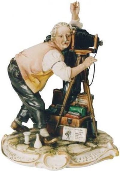 Capodimonte - beeldje - fotograaf - porselein - handgemaakt - Italiaans - erfgoed
