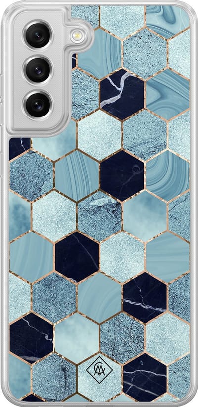 Casimoda® hoesje - Geschikt voor Samsung Galaxy S21 FE - Blue Cubes - 2-in-1 case - Schokbestendig - Marble design - Verhoogde randen - Blauw, Transparant