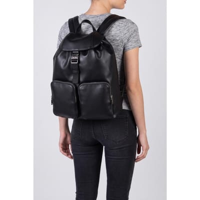 Calvin Klein Webbing Strap Flap Bag Black/shiny Nickel Taglia: OS | Zaini Outlet | Donna | Nero