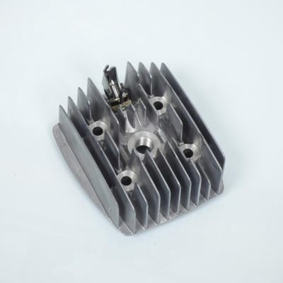 teknix cilinderkop voor peugeot 50 tse bromfiets nieuw