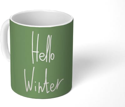 Mok - Koffiemok - Quotes - Hello winter - Groen - Kerstmis - December - Mokken - 350 ML - Beker - Koffiemokken - Theemok - Tafeldecoratie Kerstmis - Kerstdecoratie tafel - Tafelversiering - Mok met Tekst