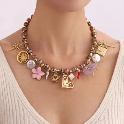 Cliste Couture - Handgemaakt FOREVER BEADS MULTI CHARM Ketting - 18k Verguld - Roestvrij staal - Bedels - Ketting dames - Waterproof - Sieraad voor Festivals– Moederdag - Sierden vrouw