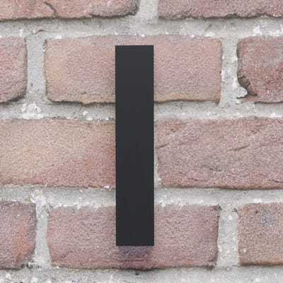 Huisnummer Arial l zwart - Maat: Klein (10 cm) - blinde bevestiging - Huisnummerbord