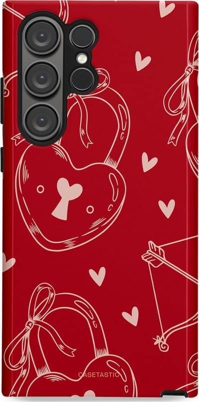 Casetastic Hoesje Geschikt voor Samsung S23 Ultra - Stijlvolle Beschermende Duo-layer Case - Hartendief - Liefdes Slotjes - Valentijn - Valentine - Love - Rood Wit