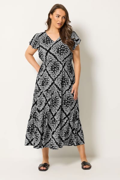 Yours Zwarte Smockjurk Met Madeliefjes Size 42