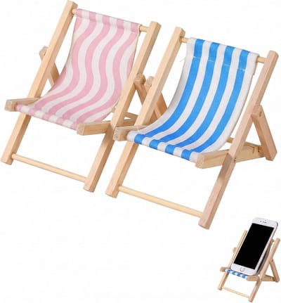 SnelShoppen - Mini Strandstoel Set van 2, Vouwbare Miniatuur Stoelen in Roze en Blauw, Robuust Hout, Perfect voor Diorama's, Modelbouw en Micro Landsc