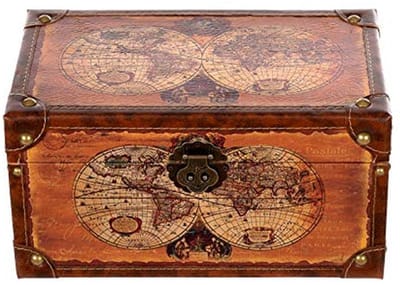 Houten Kist Wereldkaart | Schatkist met Kunstleer | Maat L 35cm x 21cm x 19cm