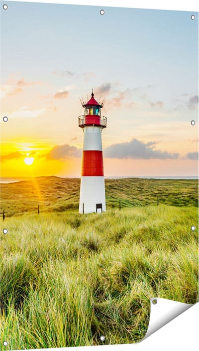 Gards Tuinposter Vuurtoren met Zonsopgang op een Eiland - 80x120 cm - Tuindoek - Tuindecoratie - Wanddecoratie buiten - Tuinschilderij