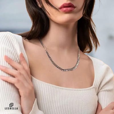 Leerella Unisex Zilverkleurig 7mm Cubaanse Schakelketting – 50 cm – Roestvrijstaal