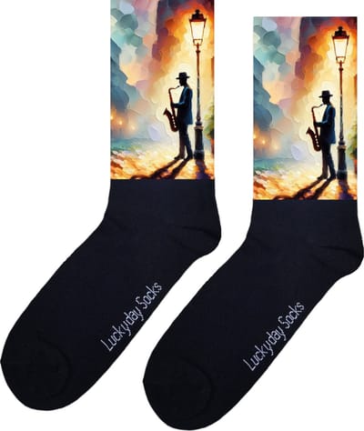 Saxofonist - Verjaardag cadeau - Grappige sokken - Print sokken - Leuke sokken voor heren en dames - Moederdag - Vaderdag - Cadeau voor hem en haar - Kerstcadeau - Vrolijke sokken - Valentijns cadeau - Sokken waar je vrolijk van wordt - 37-44