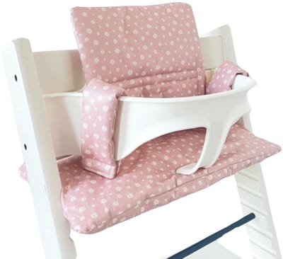 Ukje Stoelverkleiner TrippTrapp | Geplastificeerd | Extra ondersteunend | Afneembaar met natte doek én kan in de wasmachine | Babyveilig getest katoen | Geschikt voor Stokke Tripp Trapp Kussenset | Kinderstoel Verkleiner | Perfecte Pasvorm | Daisy