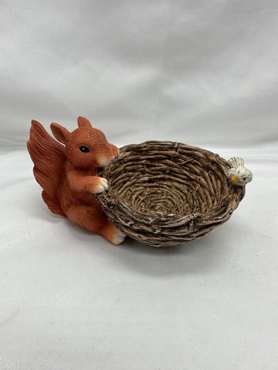 Polyresin deco houder met dierfiguur - Eekhoorn - Hoogte 9 x dia 7.5 cm x 10 cm - Exclusief plant - Woonaccessoires - Woondecoratie - Tuinaccessoires - Tuindecoratie