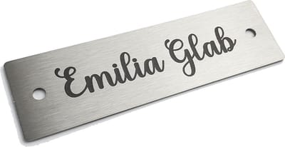 Kirinify - RVS Naambordje voordeur 12 x 3.5 cm - RVS naamplaatje brievenbus – Permanente lasergravering – Schroefbevestiging
