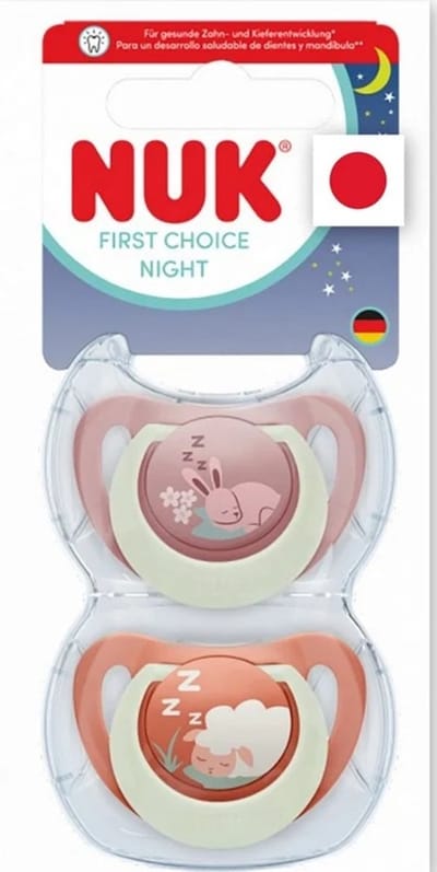 NUK First Choice Fopspeen – Siliconen – Lichtgevend in het Donker – 2 Stuks- rood- 18-36maanden
