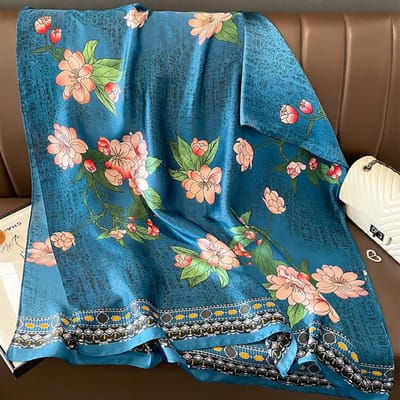 Écharpe en Soie de Luxe Femmes Mode Imprimé Grand Châle Enveloppes Satin Bandeau Hijab Turban Foulard Été Plage Étole Bandana One Size blue