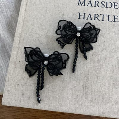 2 stuks Parelbloem Strik DIY Schoen Gesp Sieraden Mannen Vrouwen Persoonlijkheid Vetersluiting Decoratieve Hanger Schoen Accessoires black