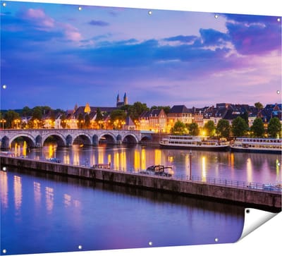 Gards Tuinposter Maastricht Maas Rivier bij de Sint Servaasbrug - 160x120 cm - Tuindoek - Tuindecoratie - Wanddecoratie buiten - Tuinschilderij