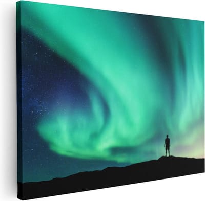 Artaza Canvas Schilderij Man In Noorderlicht - 40x30 cm - Klein - Wanddecoratie Landschap - Muurdecoratie Natuur - Kamer Accessoires Sterren