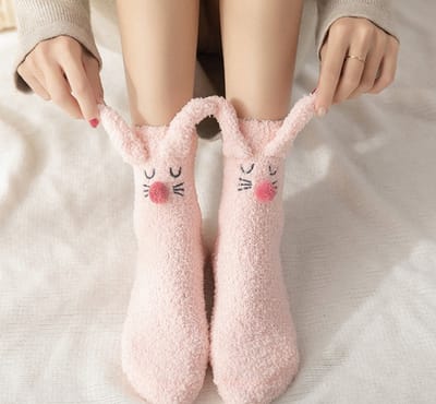 Warme Sokken dames - fluffy sokken - roze / zalm - print aardbeien - 36-40 - dikke sokken