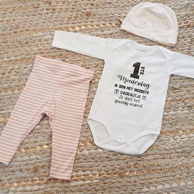 Set met baby romper tekst voor meisje cadeau mama eerste moederdag mooiste cadeautje je doet het geweldig 50-56 roze