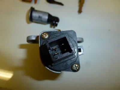 Kit serrure pour Deux Roues Chinois Neuf