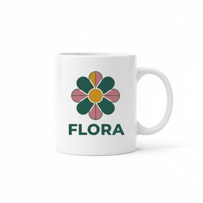 Gepersonaliseerde Naam Koffiemok “Flora” – Retro Bloem Design – 330 ml Keramische Mok