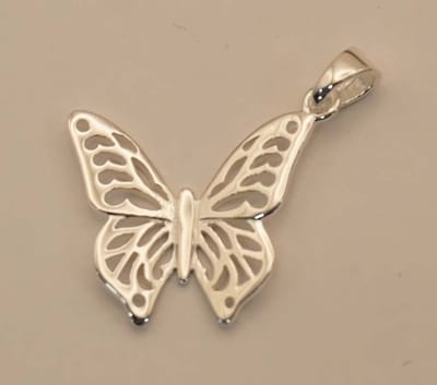 Sterling zilveren hanger vlinder- butterfly zilveren hangers - sierlijke dieren hangers in 925 zilver - mooie vlinder met gespreide vleugels hanger - vlinders hanger van 925 zilver - pendant butterfly silver - vrouwelijke hangers