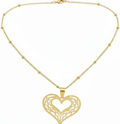 Goudkleurige ketting met opengewerkte hartvormige hanger – ketting voor dames – romantisch ontwerp – ketting met hartje