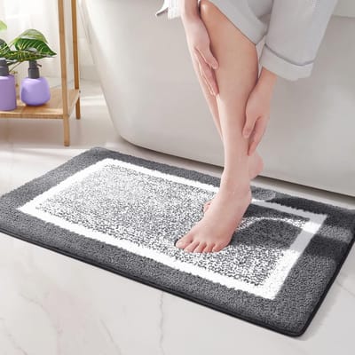 60 x 90 cm Microfiber Zachte Badmat, Antislip Badkamermat Machinewasbaar, Douche Waterabsorberend Badkleed Duurzame Vloermatten (Donker Grijs)