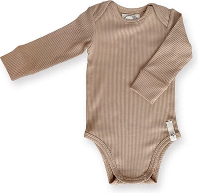 Saga Copenhagen - Romper Lange Mouw - Rib - Organic Cotton - Nougat - Size 50/56