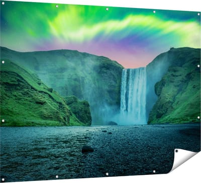 Gards Tuinposter Waterval met het Groene Noorderlicht - 160x120 cm - Tuindoek - Tuindecoratie - Wanddecoratie buiten - Tuinschilderij