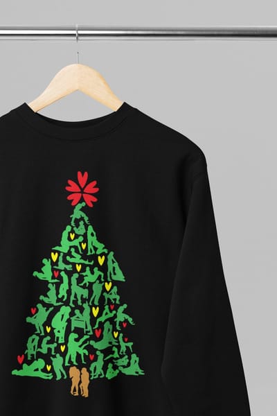 Foute kersttrui - Vieze 18+ kerstboom - Wurban Wear | 18+ | Grappige sweater | Leuk cadeau | Unisex sweater | Oversized sweater | Kersttrui heren | Foute kerstkleding | Kerst sweater | Kerst diner | Kersttrui dames | Foute kersttruiendag 2025 | Zwart