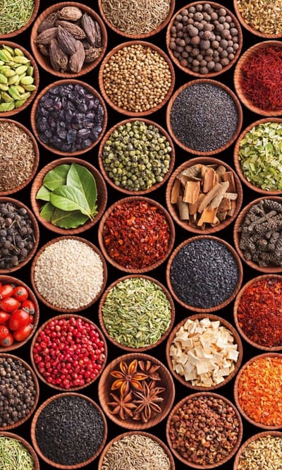 Fotobehang - Spice Bowls 150x250cm - Vliesbehang