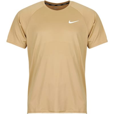 Nike essential hydroguard shirt in de kleur bruin.