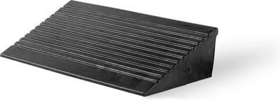 Rubberen Drempelhulp Schuur 15 cm - Toepassingsgebied: Buiten - Breedte: 60 cm - Hoogte: 15 cm - Diepte: 33 cm - Antislip - Oprijplaat - Drempelhelling - Oprijhelling
