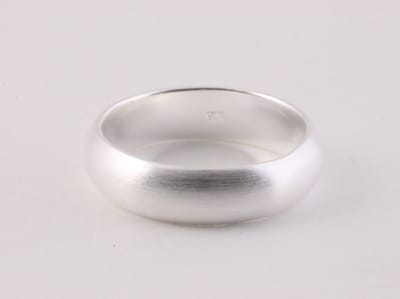 Gematteerde gladde zilveren ring - maat 18