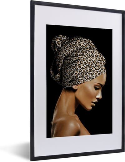 Fotolijst incl. Poster - Vrouw - Hoofddoek - Tijgerprint - 40x60 cm - Posterlijst